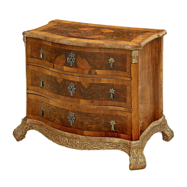 18th century German serpentine commode